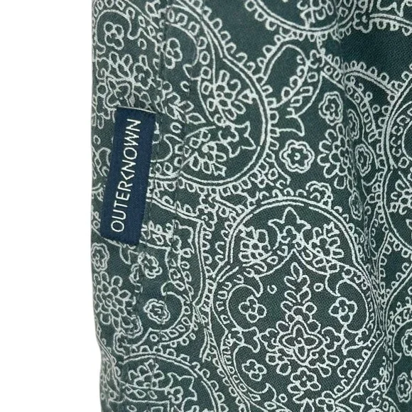 Outerknown Studio Shirt Men M Green Paisley Hawaiian Short Sleeve Button Cotton - Picture 12 of 12